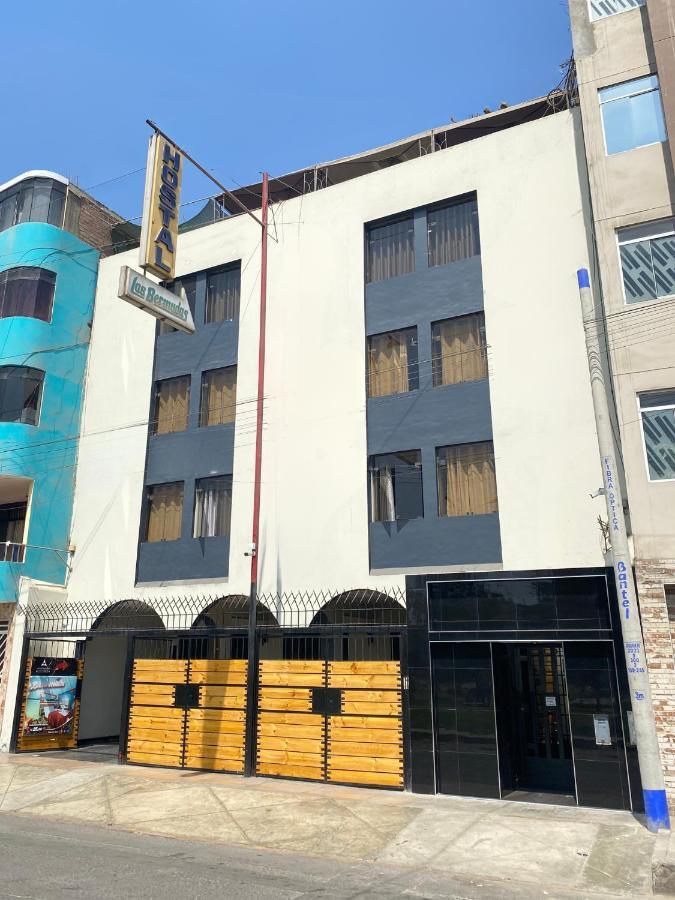 Las Bermudas - Hostal Callao ภายนอก รูปภาพ